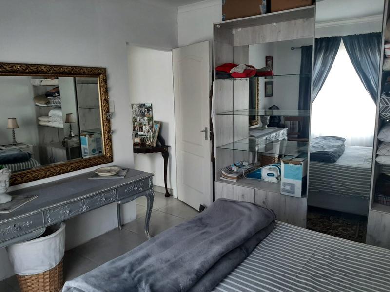 4 Bedroom Property for Sale in Albertinia Western Cape